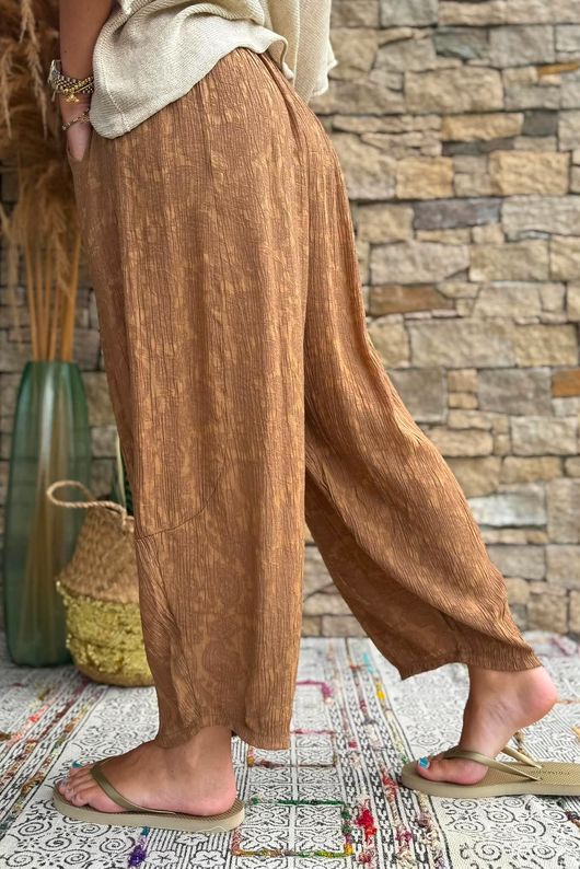 Kiti Paisley Damask 7/8 Barrel Leg Pant Walnut